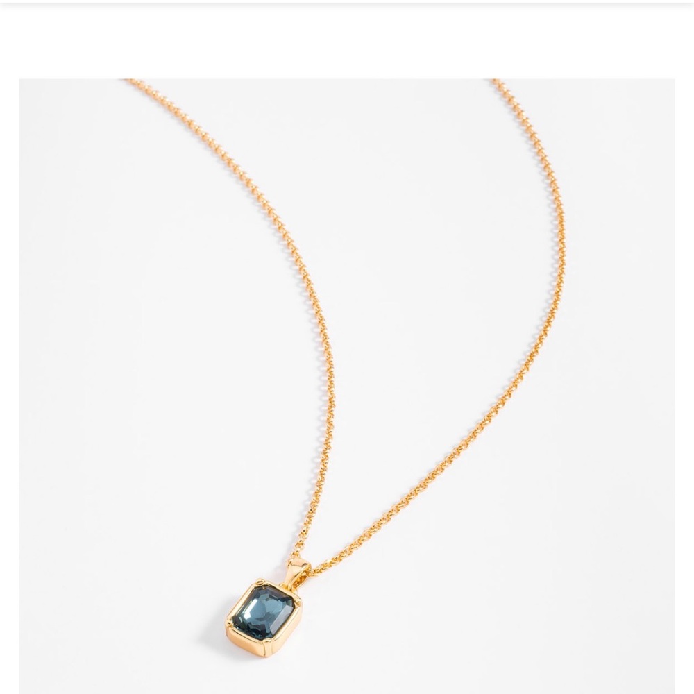Gold plated Necklace with Blue Gemstone Pendant